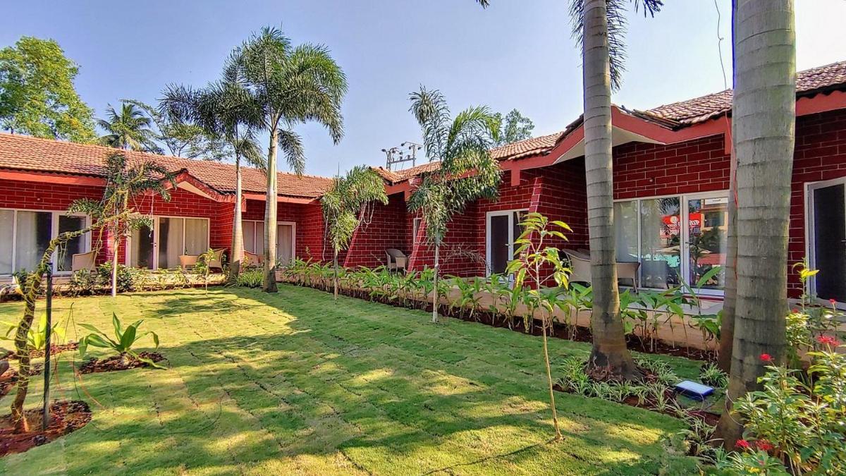 Whispering Woods Resort Lonavala Exterior photo
